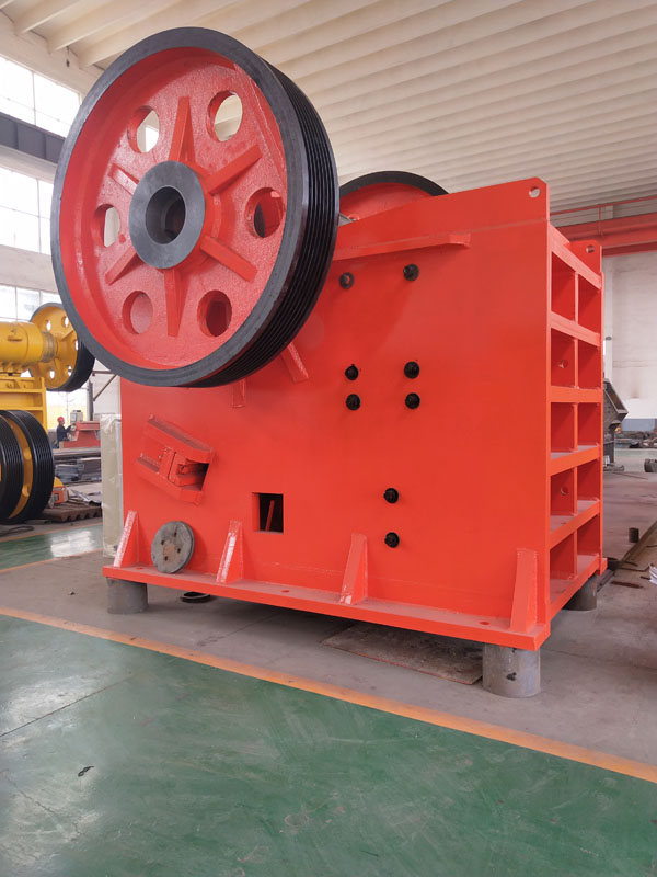 山東錘式破碎機(jī)銷售制造商